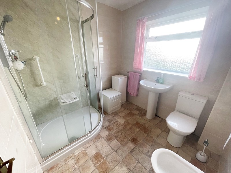 Property Davis and Sons Estate AgentsDavis and Sons Estate Agents