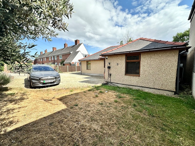 Caldicot Road, Rogiet, Caldicot, Mon., NP26 3SE