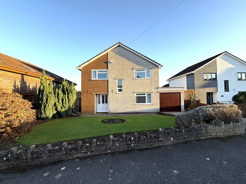 Queens Gardens, Magor, Caldicot, Mon., NP26 3BU